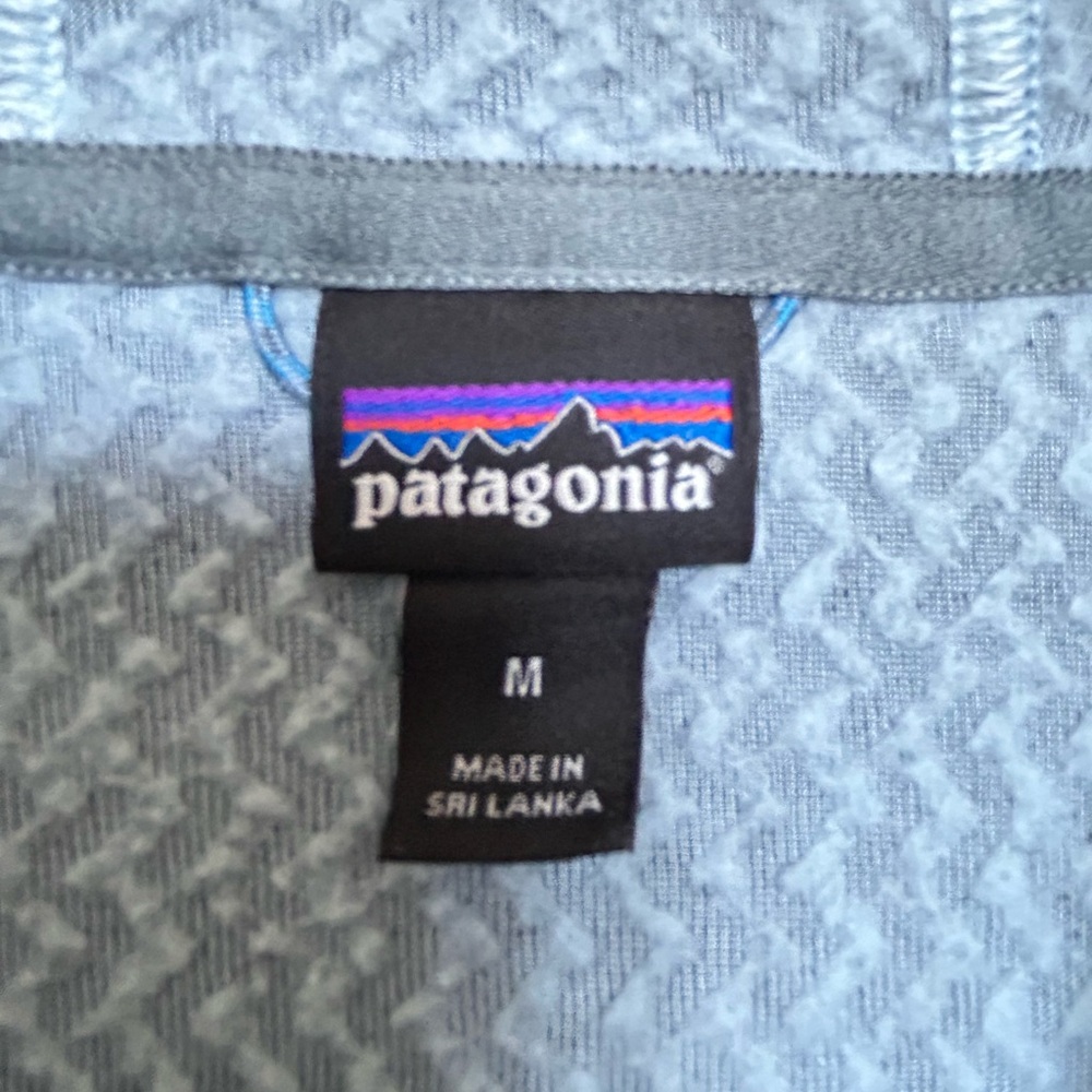 Patagonia Women's R1 Air Fleece Full-Zip Hoody in Blue - Picture 3 of 3